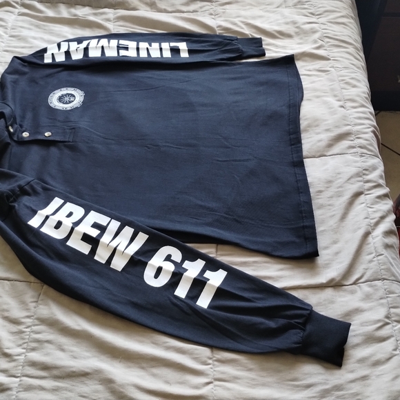 International Brotherhood of Electrical Workers ⚡ Long Sleeve LARGE Shirt NWOT - Picture 5 of 8